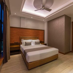 Executive King Suite